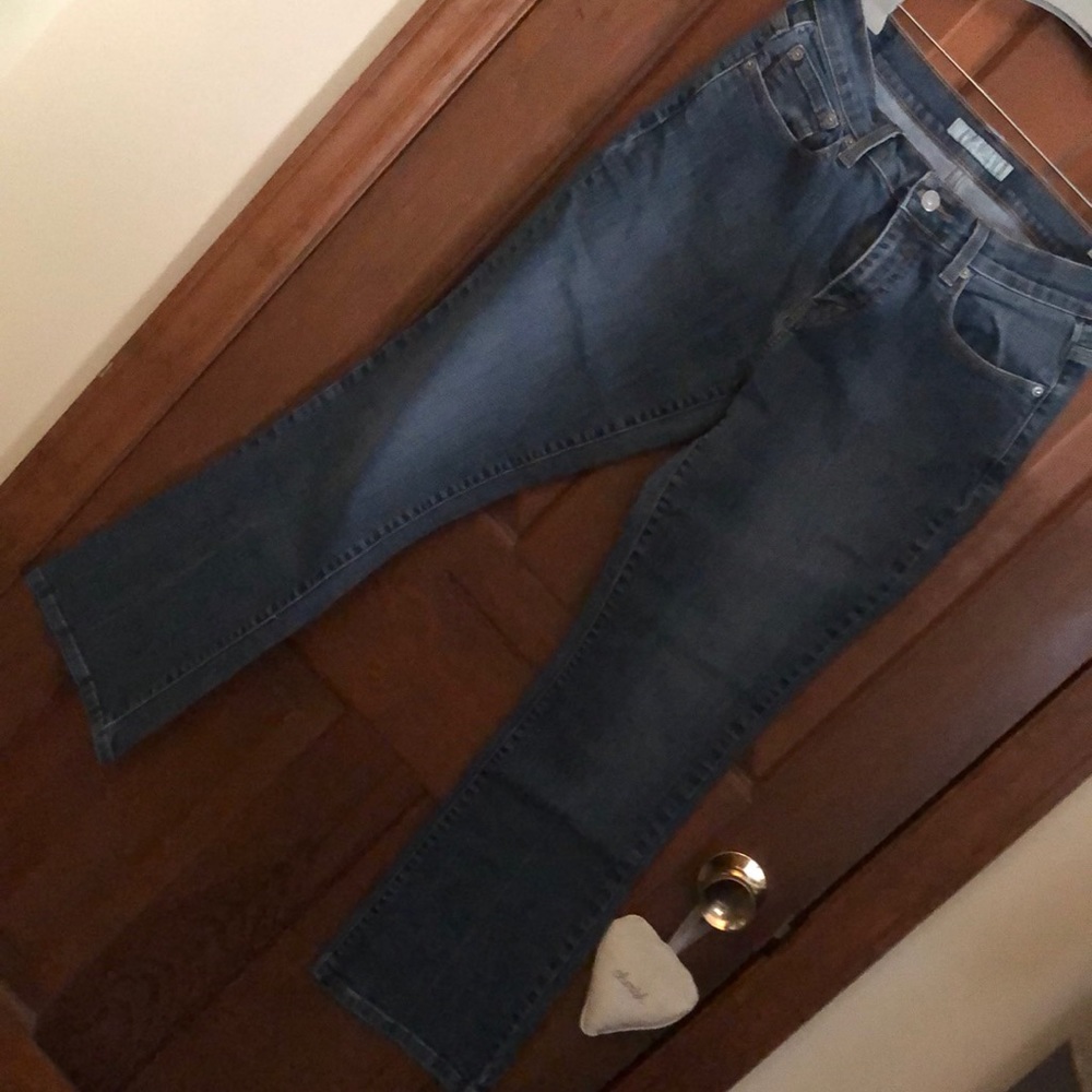 Levin denim jeans size 8 short